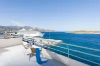 Creta Hotel - parking