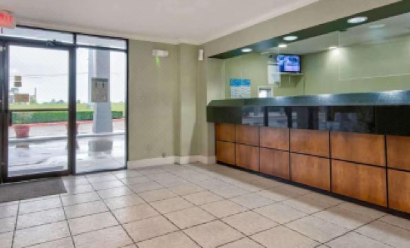 Studio 6 Texarkana, TX