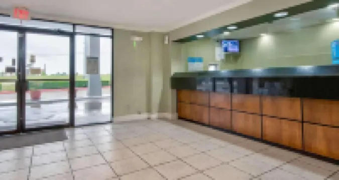 德克薩斯克納州Studio 6酒店