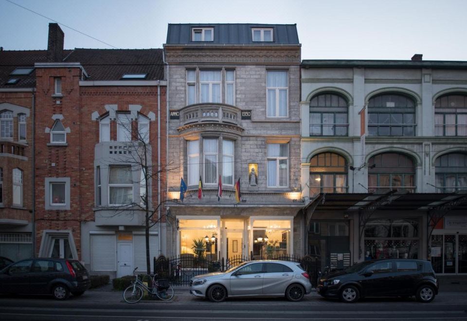 hotel overview picture