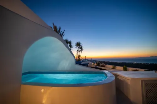Sun Angelos Oia - Luxury Cave Suites - romantis