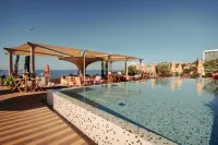 Next - by Savoy Signature - vue mer