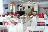 Land-Gut-Hotel Zum Alten Forsthaus - Aufladestation für Elektroautos Hotels in Hurtgenwald