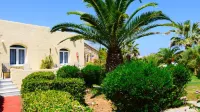 Stavros Villas and Apartments - parking