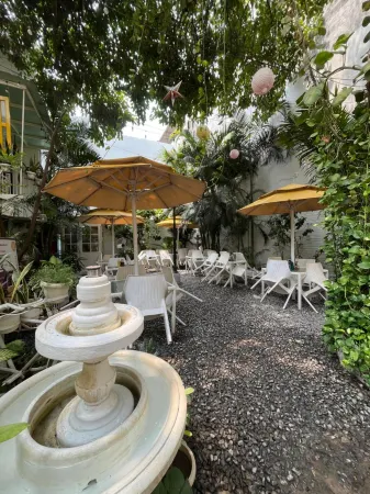 Stay Banaras - A Boutique Hotel Отели рядом с достопримечательностью «Прачайн Хануман Гат»