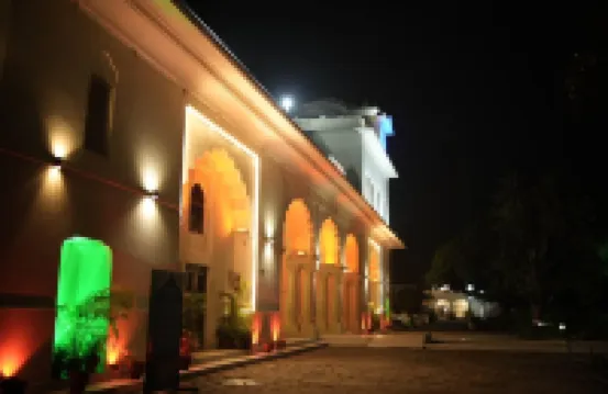 亞達文德拉花園 潘切庫拉酒店