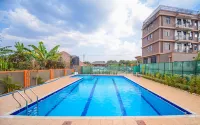 Mlex Hotel - Pools
