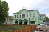 Bellhotel Gostinitsa のホテル