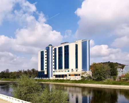 DoubleTree by Hilton Oradea Hotels in Oradea