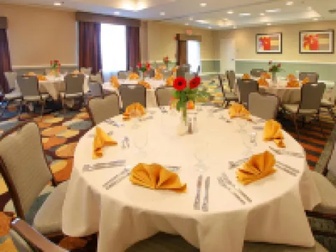 ฮิลตันการ์เด้นอินน์ อะเบอร์ดีน โรงแรมในอะเบอร์ดีน