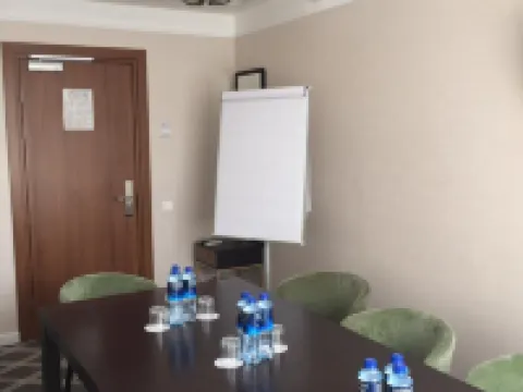 Altay Hotel โรงแรมในบาร์นอล