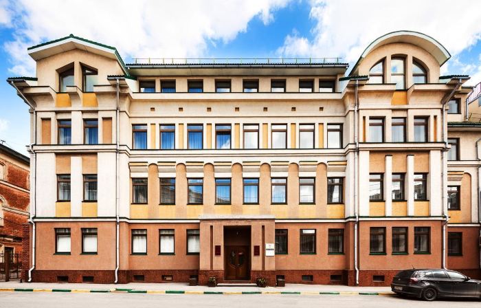 Никола Хаус