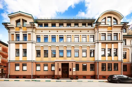 Никола Хаус Отели рядом с достопримечательностью «Нижегородский государственный технический университет им. Р.Е. Алексеева»