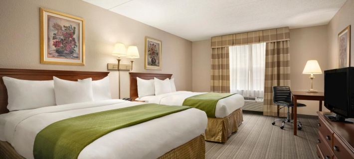 Country Inn & Suites by Radisson, Charlotte University Place, NC Hotels in Charlotte