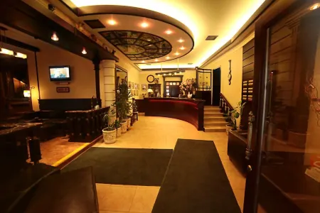 Постоялецъ