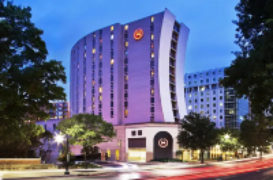 DoubleTree by Hilton Washington DC Silver Spring Hotel di 