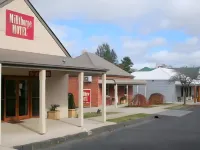 Millthorpe Motel Hotels in Blayney