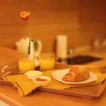 Rubin Hotel Dining/Meeting Rooms