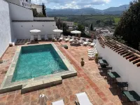 Apartamentos Avanel - Pools