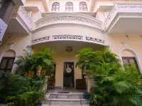 Shree Ganesha Palace Hotels near Dashashwamedh Ghat
