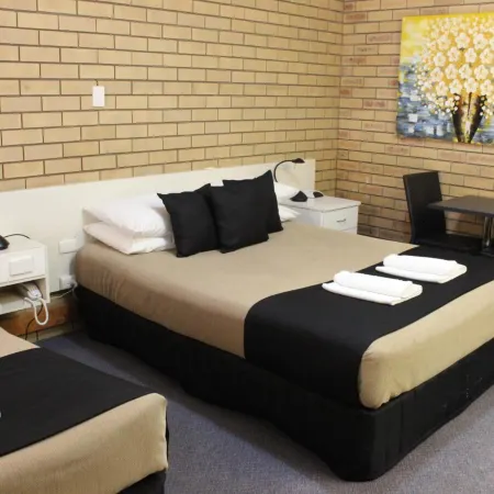 Golden Harvest Motor Inn Hotels in Moree