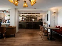 CBH Beach House Hotel Hotels in Seahouses