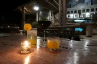 Breve Azurine Lagoon Resort - bar