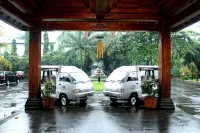 Laras Asri Resort & Spa - Park Yeri