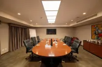 Los Tallanes Hotel & Suites