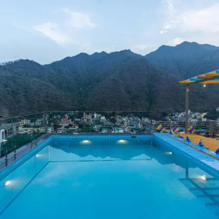 Gostops Plus Rishikesh Tapovan