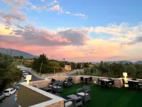 Jata Hotel - 3-Star