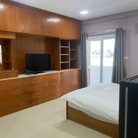 HugMe Guesthouse