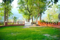 Rishikesh Yoga Ashram - Guest houses