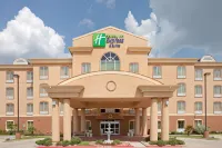 Holiday Inn Express & Suites TERRELL by IHG