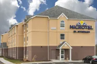 Microtel Inn & Suites by Wyndham Beaver Falls Hôtels à : North Sewickley Township