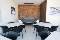 Super 8 by Wyndham Manzanillo - breakfast