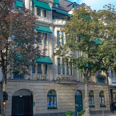 Apartmenthotel Kaiser Karl Hotels near August Macke Haus Museum