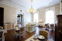 Boutique Hotel Hancelot - servizio colazione