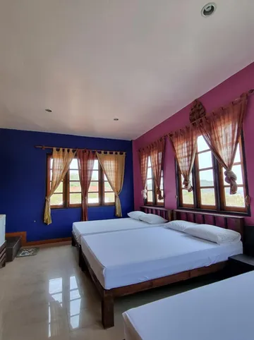 รูปภาพของสวัสดีสีชัง รีสอร์ท