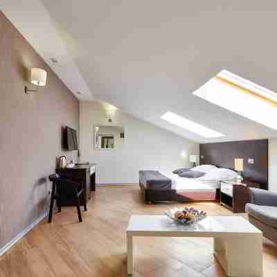 Megapolis Hotel Rooms