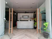 Seed Boutique Hotel Отели рядом с достопримечательностью «Пляж Воннапа»