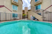 Days Inn by Wyndham Carlsbad Hotels in Carlsbad