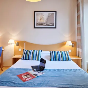 Hôtel du Nord Hotels near Jardins de l'Europe