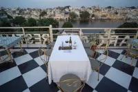 DERA PICHOLA- A Lake Facing Boutique Hotel - petit déjeuner