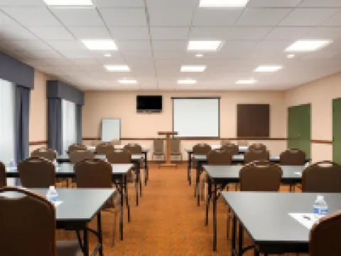 古德利茨維爾麗怡酒店 戴維森縣酒店