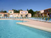 Résidence Odalys le Mas des Alpilles Hotels in Paradou