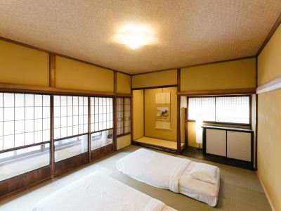 B&B Mikawa - Kanazawa Fish Harbour