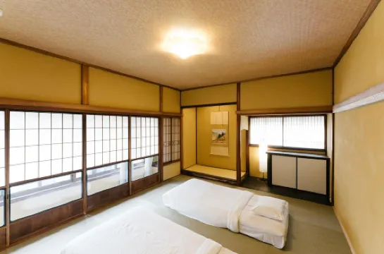 B&B Mikawa - Kanazawa Fish Harbour