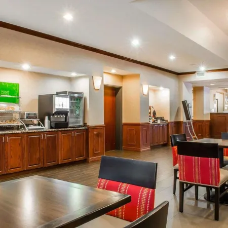 Comfort Suites Near Texas A&M - Corpus Christi