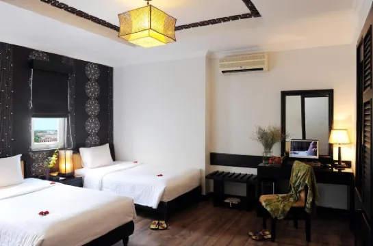Orchid Hotel